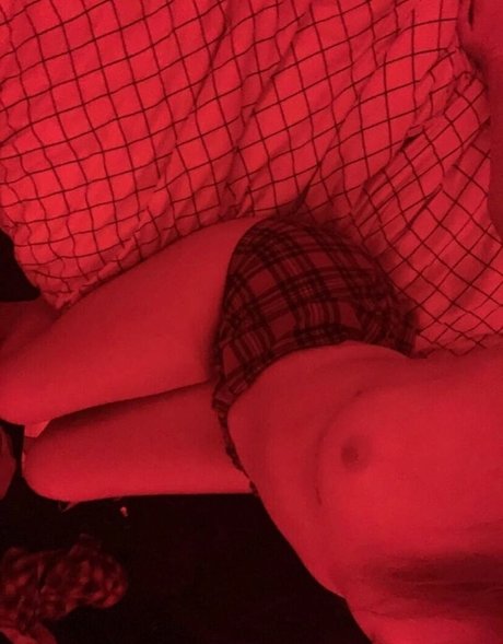 Subwaysk8ter OnlyFans Fotos