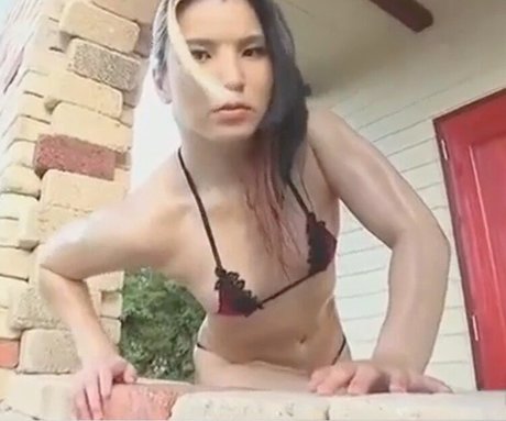 Hikaru Shida Nackt auf OnlyFans