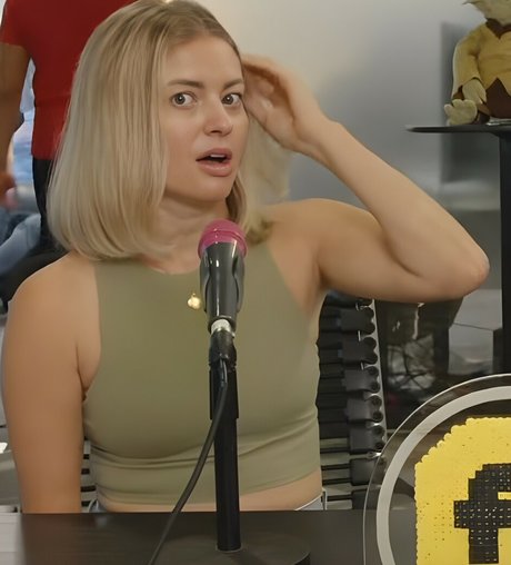 Elyse Willems Nacktbilder auf OnlyFans