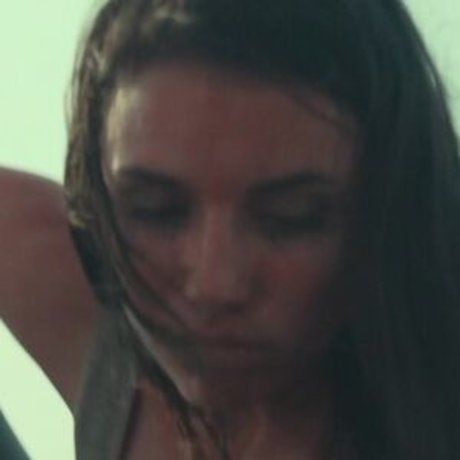 Grace Caroline Currey Leaks von Nacktbildern auf OnlyFans