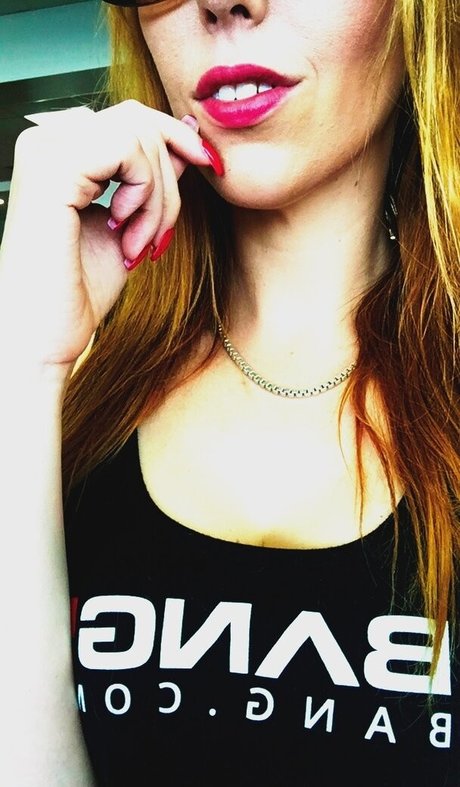 mikro-tanga onlyfans exklusive Galerie