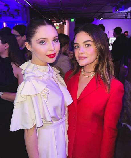 Sammi Hanratty Po OnlyFans