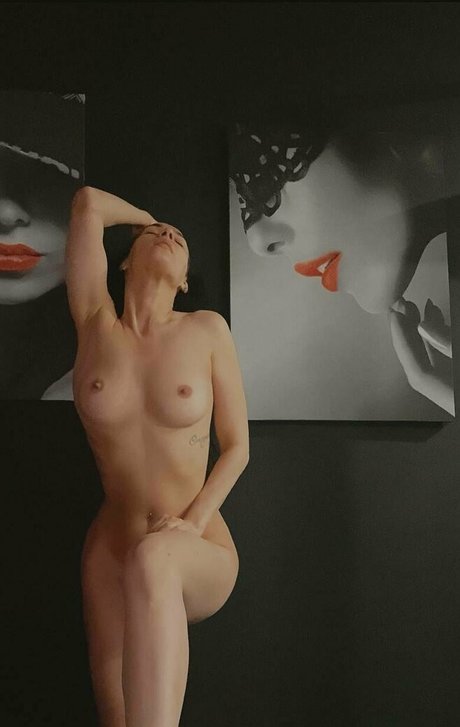 ninakhalifa OnlyFans Inhalte