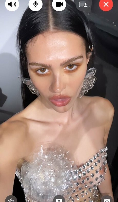 Amelia Gray Hamlin OnlyFans