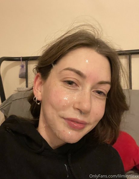 lilminniexx OnlyFans-Model