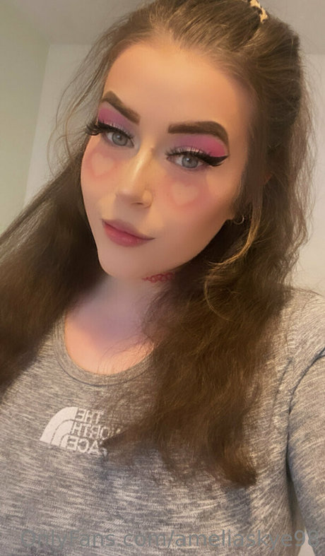 ameliaskye98 OnlyFans-Pornoleak