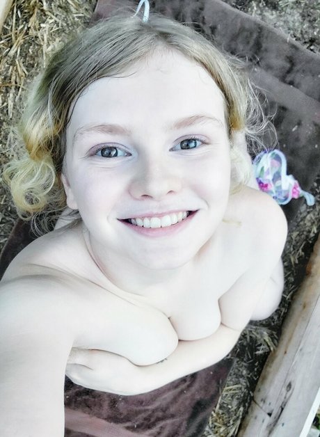 lyrictiana OnlyFans Beiträge