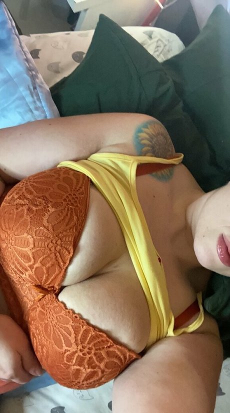 dandi candi OnlyFans nackt