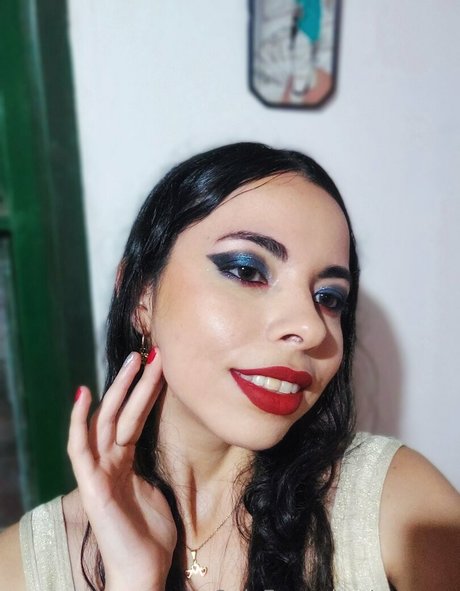 aramya Nacktpornos auf OnlyFans