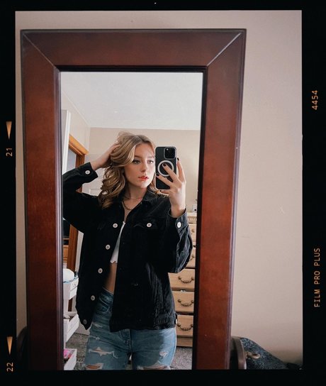 Audra Miller OnlyFans Bilder