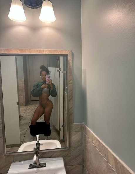 Cocoboncoco Nacktbilder von OnlyFans