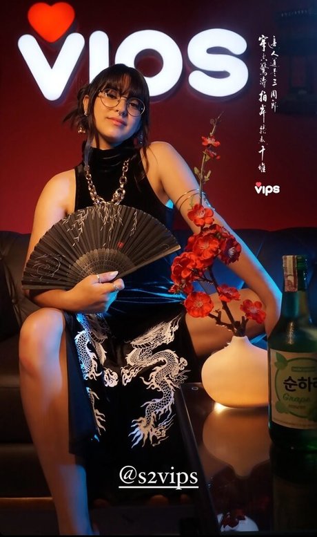 Bibi Vitona Neues OnlyFans