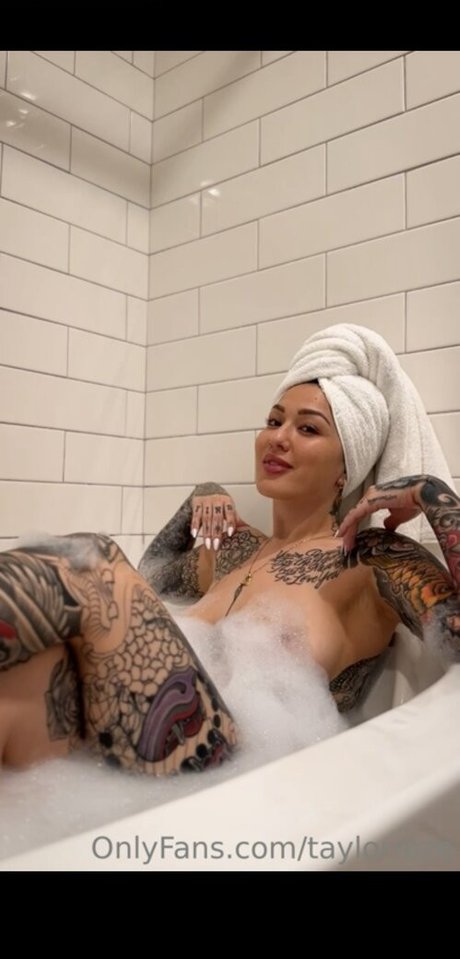 Taylor Roze Nacktbilder von OnlyFans