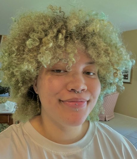 Bluemoss xx OnlyFans-Bilder geleakt