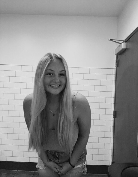 Anya Truax Leaked OnlyFans Sex Tape