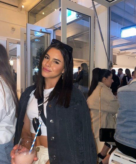 Desi Johnson Auf OnlyFans