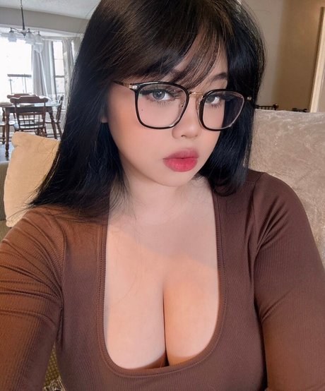 Cyb4rAnGeL Oben ohne OnlyFans