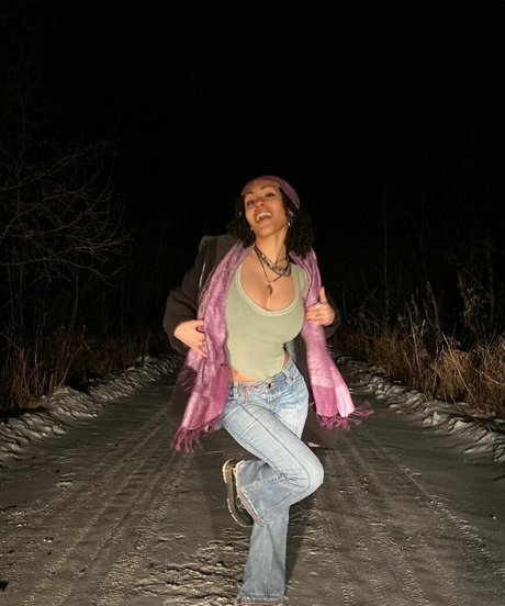 Aaliyeezy NurlyFans-Pornoleaks