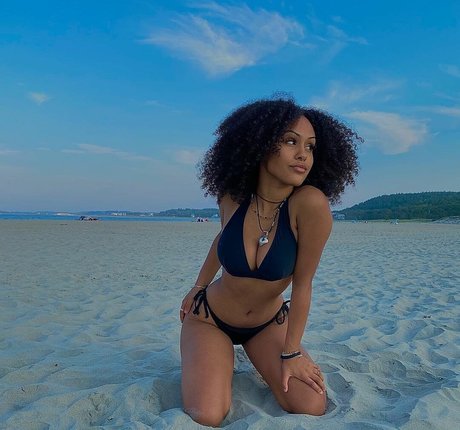 Aaliyeezy OnlyFans kostenlos geleakt