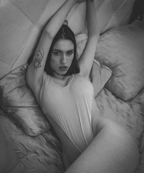 Anastasia Martorana Oben ohne OnlyFans