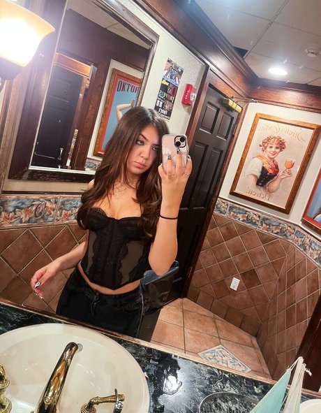 deedeemariev Nacktbilder-Leaks von OnlyFans