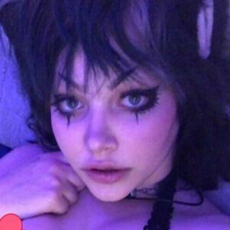 Guttergirlgab Leaks von Nacktbildern auf OnlyFans