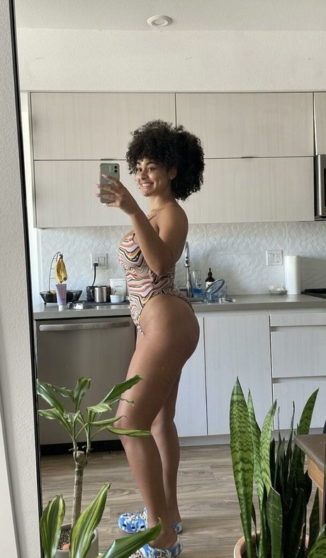 Raina Morris Leaks von OnlyFans