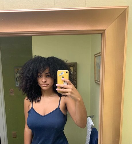 Raina Morris Füße OnlyFans