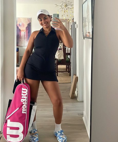 Raina Morris Leak von OnlyFans