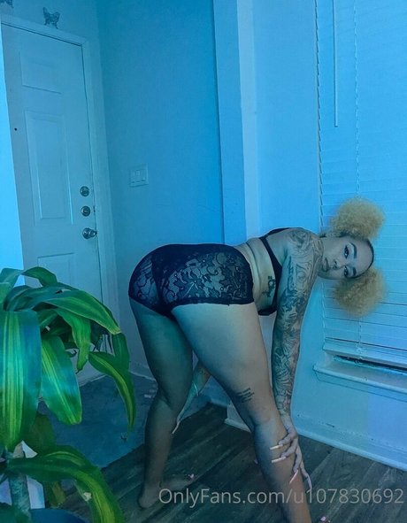 kbabyyyxxx OnlyFans-Leak