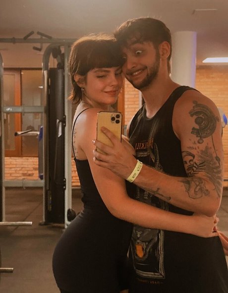 Triz OnlyFans Pornografie