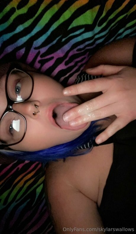 skylarswallows Nackt