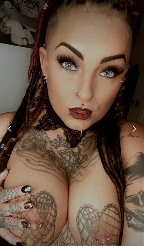 braune augen kätzchen onlyfans schön nackt Exklusiv