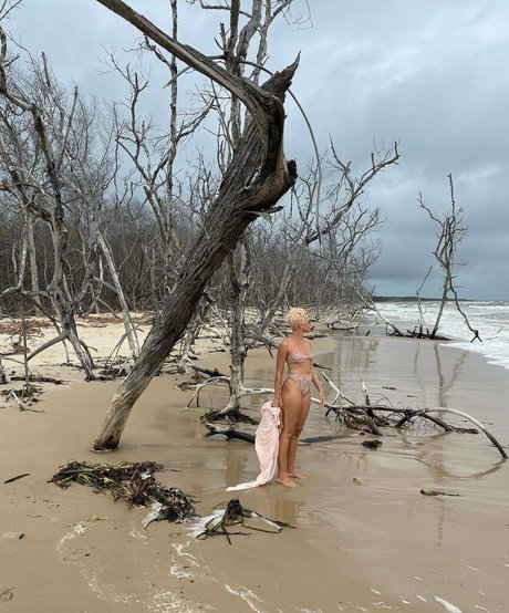 Bruna Linzmeyer Nacktbilder von OnlyFans geleakt