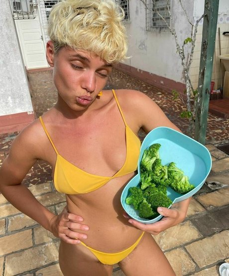 Bruna Linzmeyer OnlyFans-Post