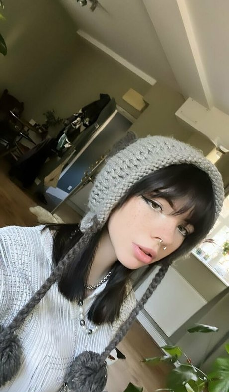 Zee Hell Nacktbilder von OnlyFans