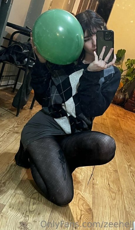 Zee Hell OnlyFans Mega