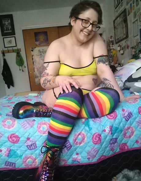 ala mode OnlyFans Modelfoto