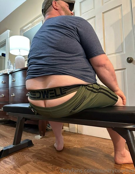 countrybearlive OnlyFans Inhalte