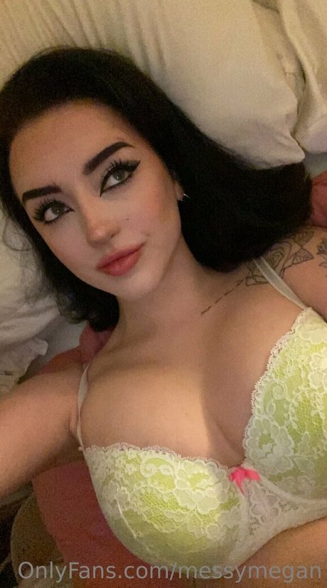 messymegan Leaks von Nacktbildern auf OnlyFans