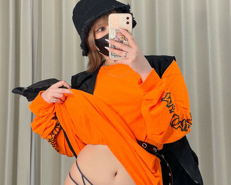 Fuyujiri Bonu OnlyFans geleakte Brüste