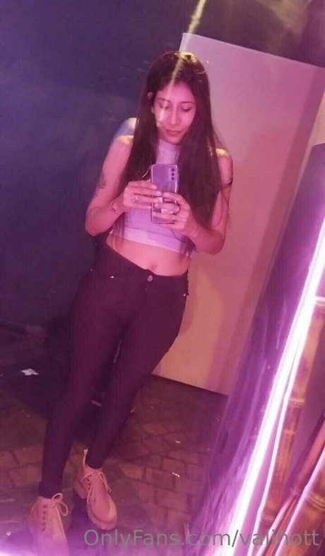 valihott OnlyFans geleakter Pornografie