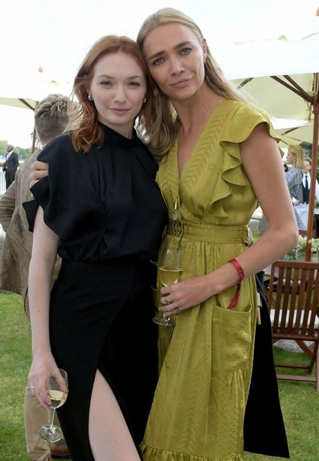 Eleanor Tomlinson OnlyFans explizite Inhalte