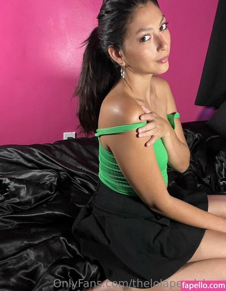 thelolapearlshow OnlyFans Lesbisch