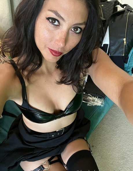 thelolapearlshow Leaks OnlyFans