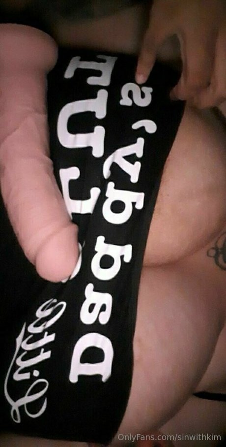 sinwithkim OnlyFans Striptease