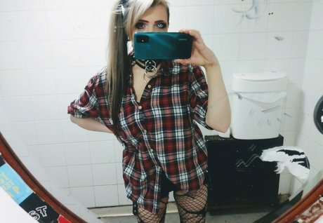 Kiwo Nacktbilder von OnlyFans geleakt