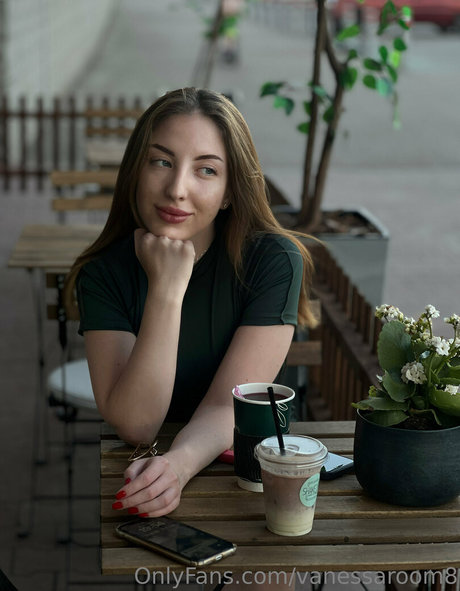vanessaroom8 OnlyFans Nackt Content