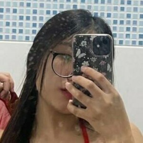 Thanyanan__Bow Nacktbilder von OnlyFans