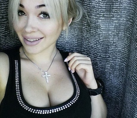 Anna Kostenko Nacktpornos auf OnlyFans